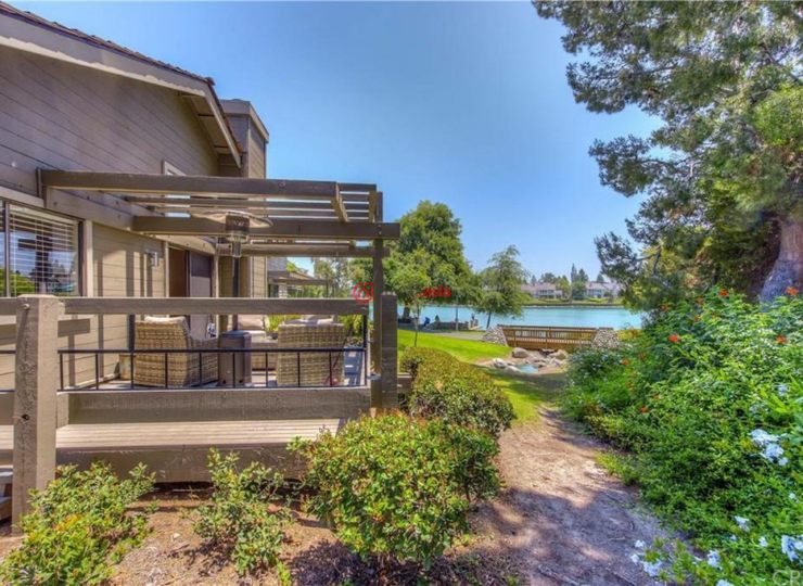 美国加州尔湾3卧3卫的房产USD 1,150,000_美