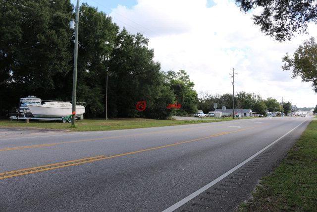 美国阿拉巴马州lillian总占地6070平方米的商业地产