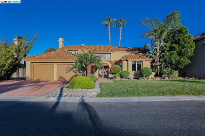 美国加州discovery bay4卧4卫的房产